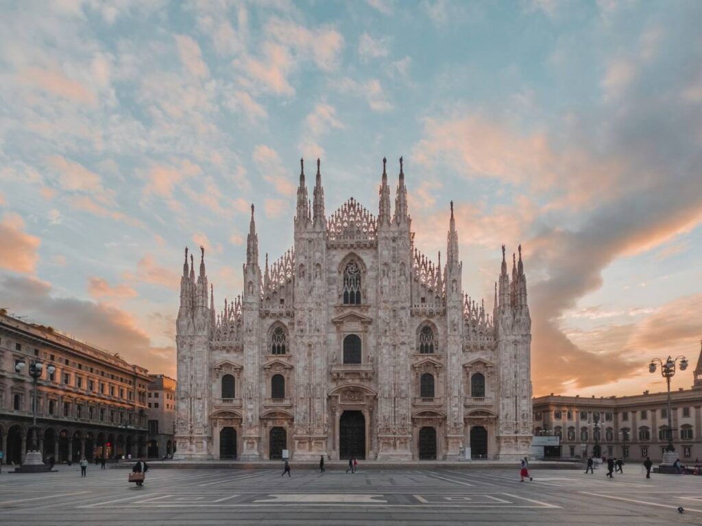 Free Walking Tour a Milano inizia dal Duomo 